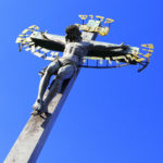 charles-bridge-crucifix