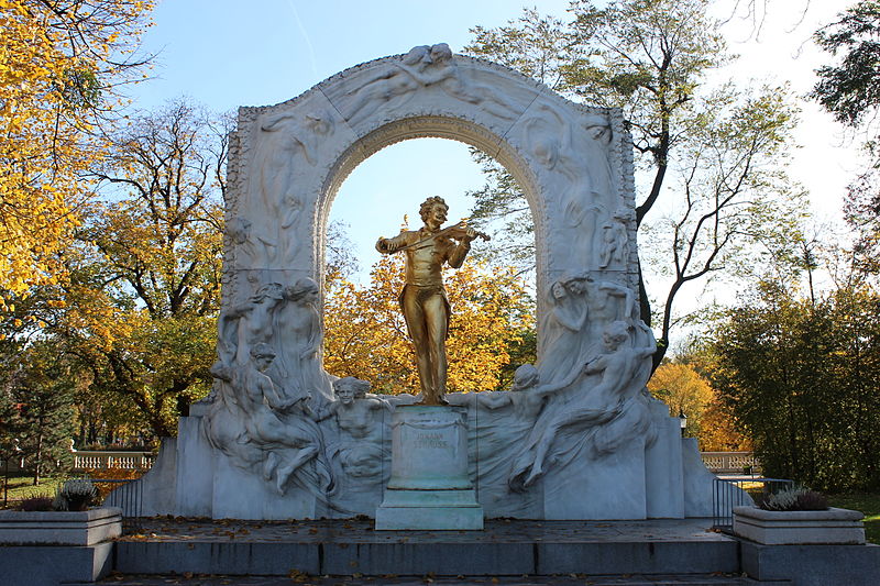 Strauss_Monument